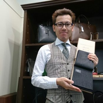 スタッフ着用生地