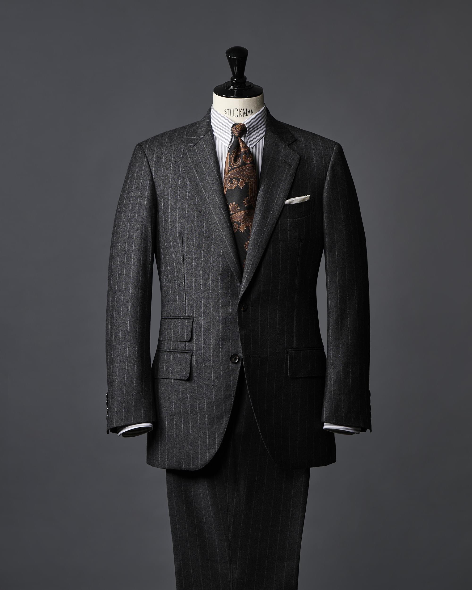 DORMEUIL WINTER TONIKの仕立て例、ダブルブレステッドスーツ