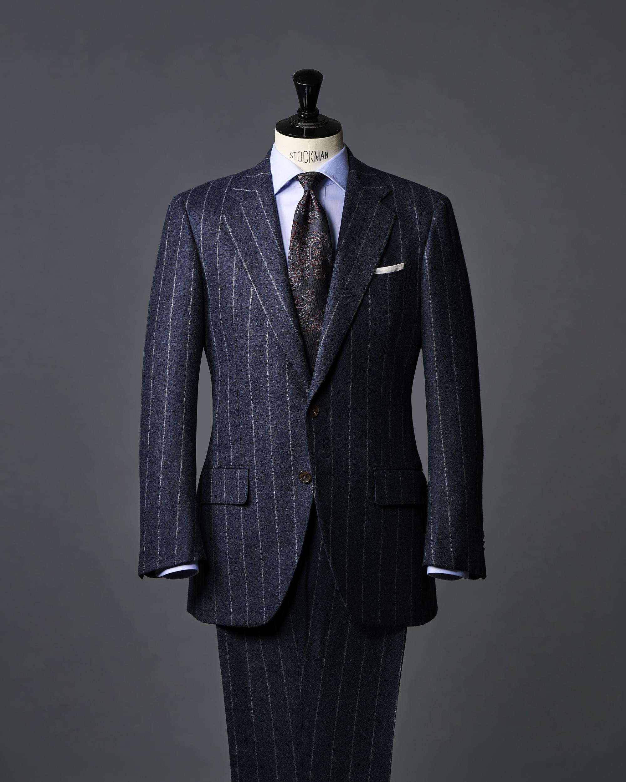 MARLING & EVANS BRETTONの仕立て例、ネイビースーツ