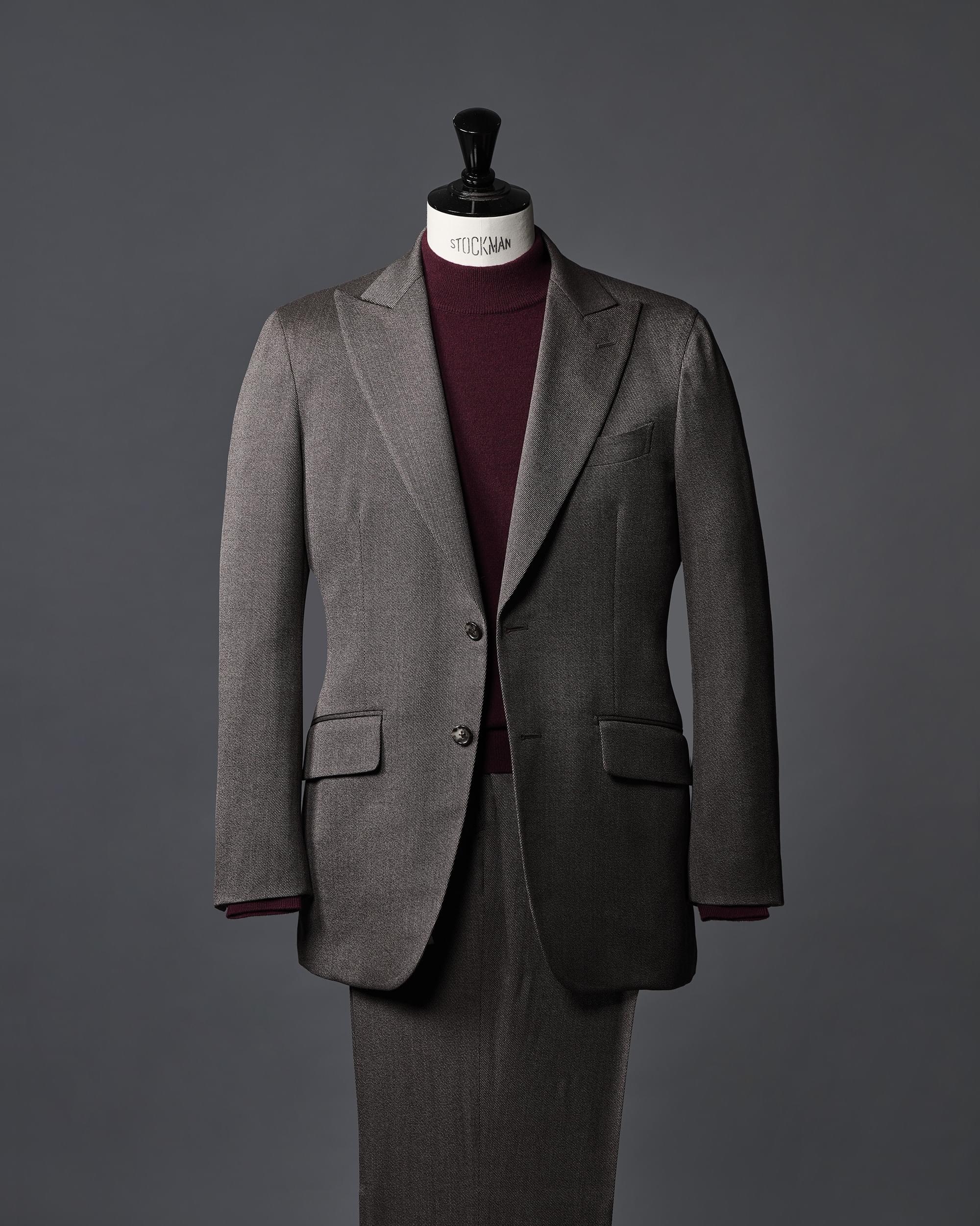 TRABALDO TOGNA ESTREMO 3Ply Cavalryの仕立て例、ブラウンスーツ