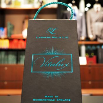 今年の秋冬は茶色のスーツを。 - LASSIERE MILLS -