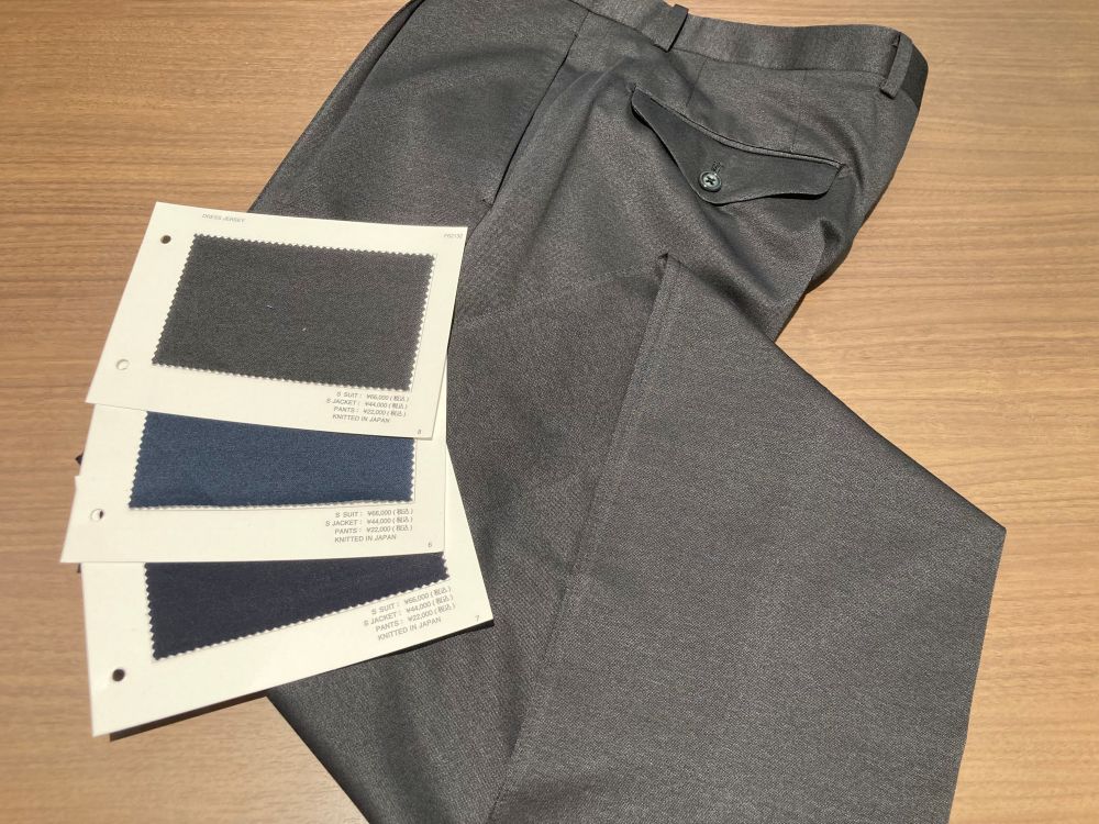 着心地が楽なドレスパンツとは！？