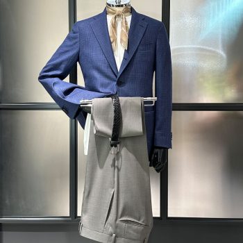 紺無地ジャケットの次は?①