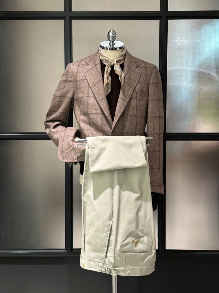 紺無地ジャケットの次は？②