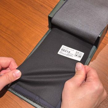 今年の秋冬のセットアップスーツとは？