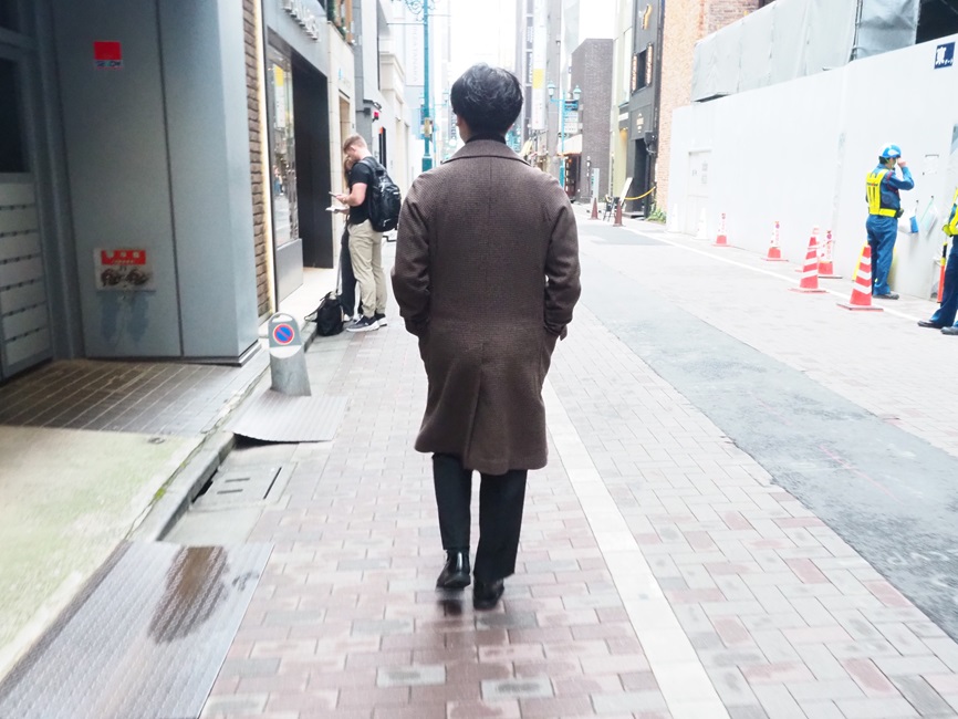 男は背中で語る（お久しぶりです）