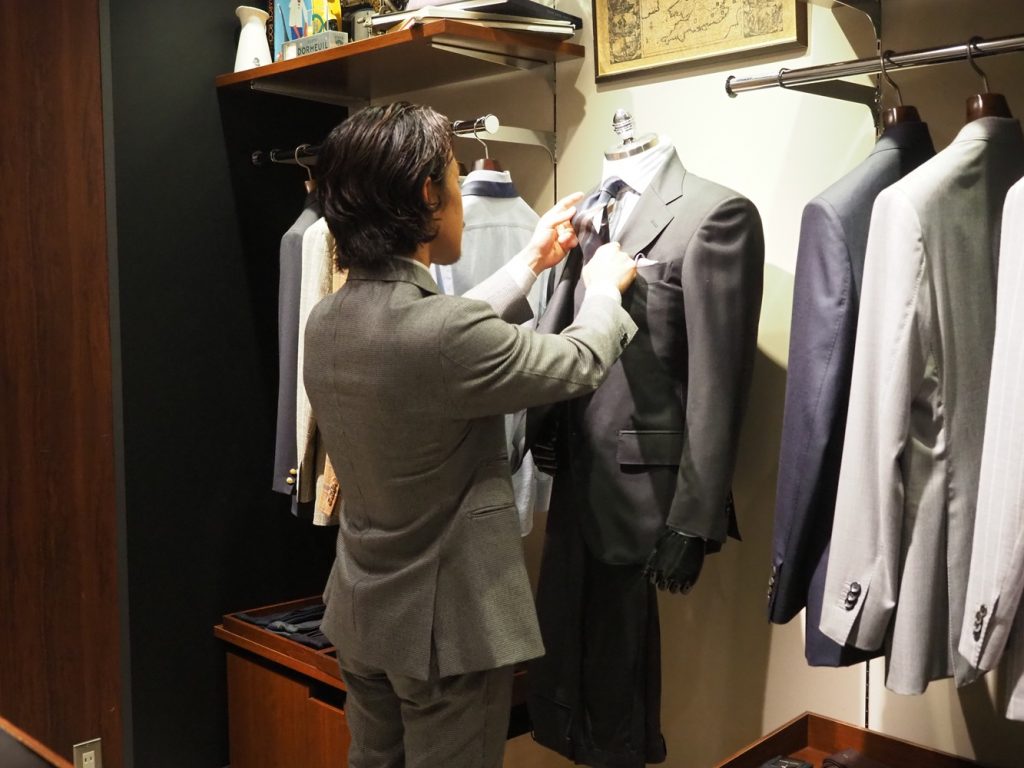 【銀座　オーダースーツ】スタッフ金井のコーディネート紹介