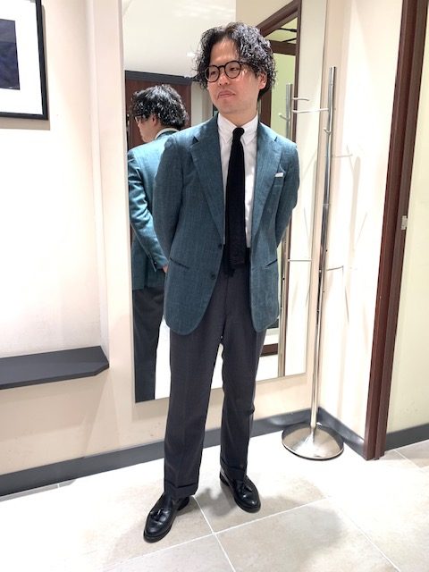 【銀座オーダースーツ】タイドアップの紳士はかっこいい