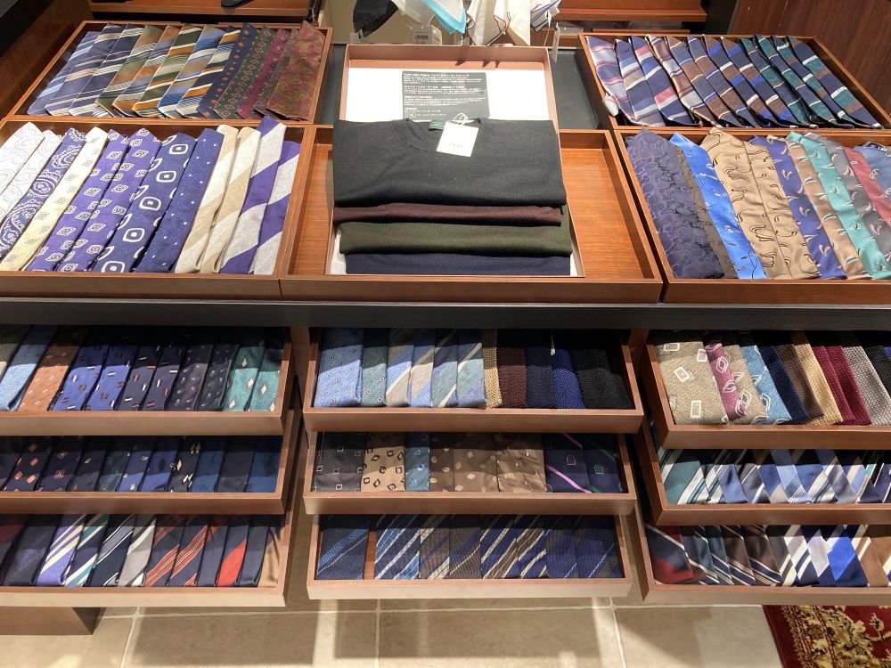 春の新作ネクタイ①