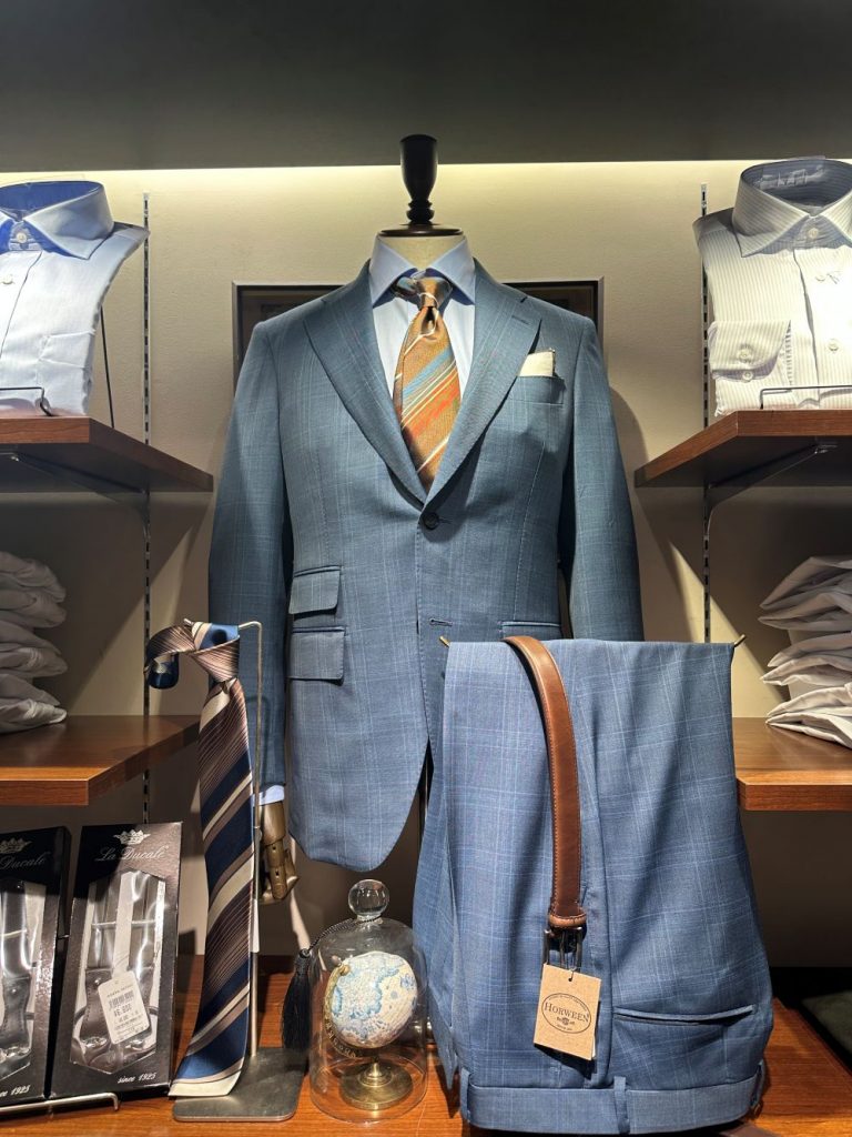 色気のあるE/ZEGNAをセレクト