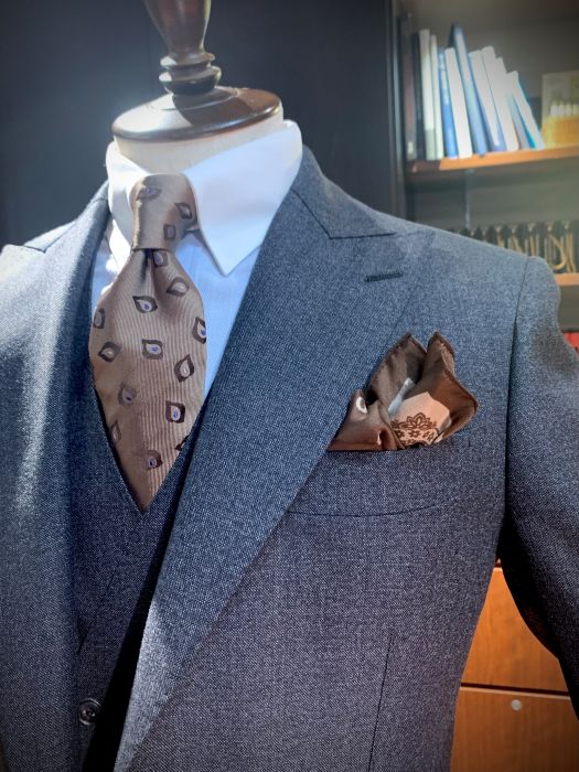 【銀座7th店】ワンランク上の華やかな胸元へ