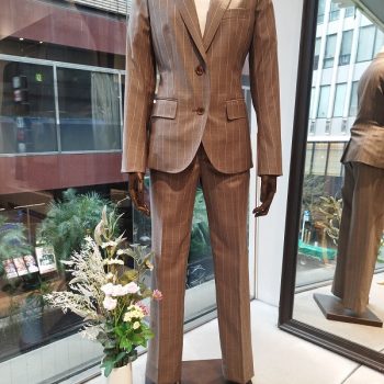 レディーススーツのご紹介｜銀座six店のスタッフブログ｜オーダー