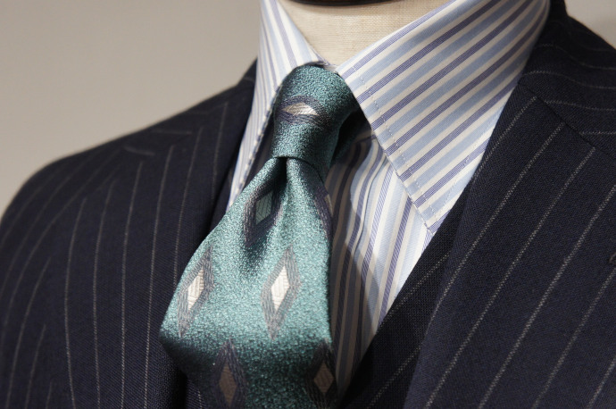 銀座six店サンプルのご紹介です【HUDDERSFIELD HARDY MINNIS FRESCO】