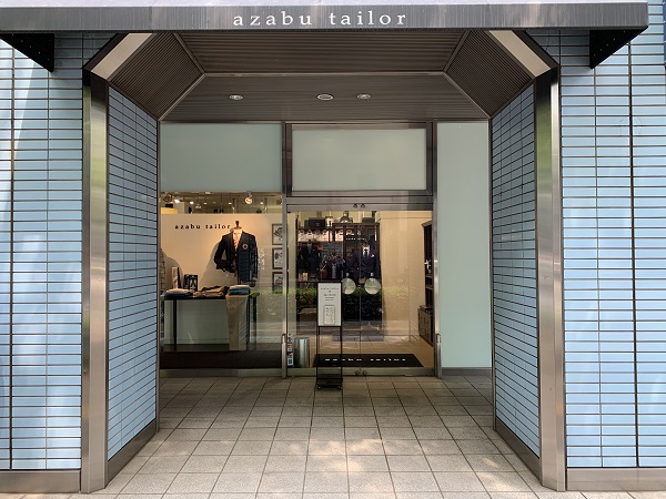 azabu tailor Hakata store is here .