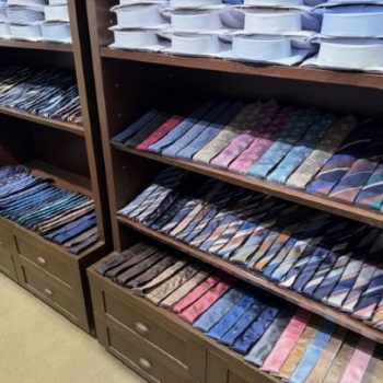 ドレススーツを引き立たせる相棒