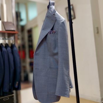 どらちを選ぶ？夏を快適に…麻布のエアコンフォートスーツ