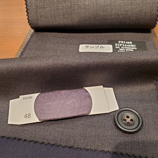 博多店サンプルスーツ紹介①