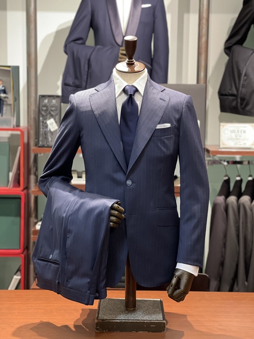 オーダー初心者必見！！コストパフォーマンス抜群のイタリア生地ブランド