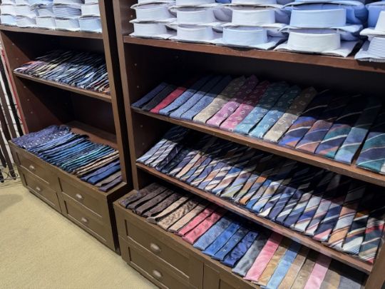 ドレススーツを引き立たせる相棒