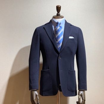 旬なこのスーツ実は、、、