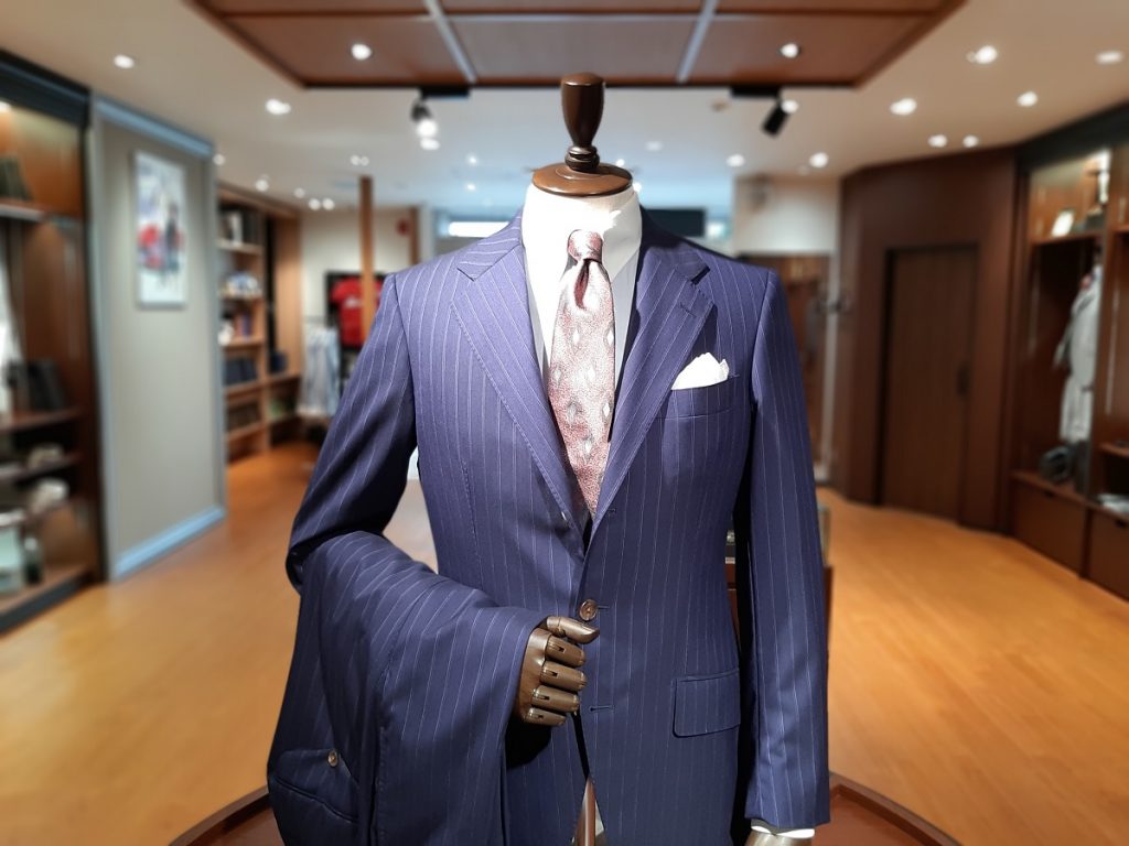 新社会人（新入社員）の初出勤・入社後に失敗しないスーツの選び方