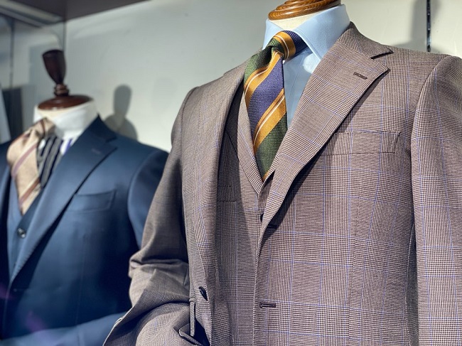 スーツの色と麻布テーラーのハウスモデル – 池袋店