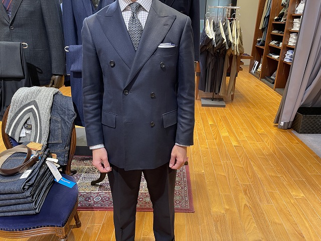 副店長田代が仕立てたWスーツ