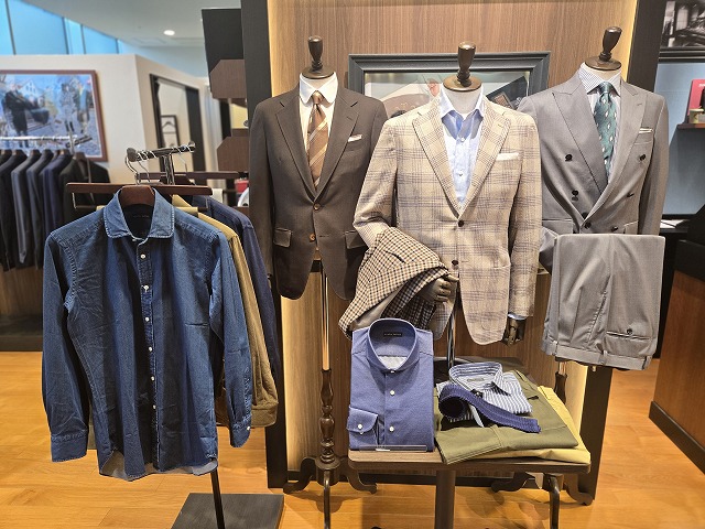 「タイドアップしない日」こそ、シャツで差がつく。