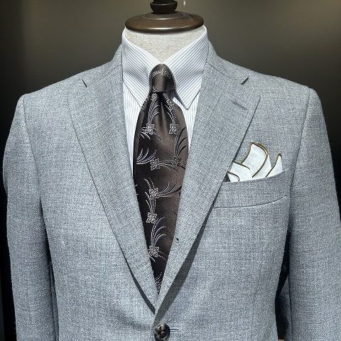 暑い夏を乗り切る、盛夏向けスーツ生地のご紹介！