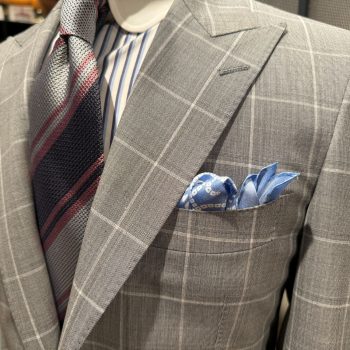 春夏スーツ、イタリア生地なら上質な軽やかさを