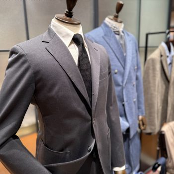 日本の夏を軽やかに”いなす”、ジャージースーツの魅力