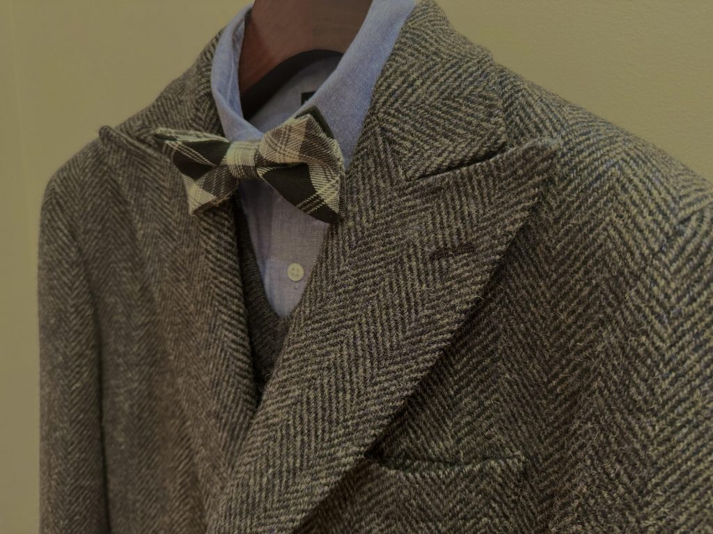 ツイード生地でジャケットを「育てる」