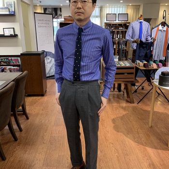 今年のスラックスは¥15,000でゆったり涼しく