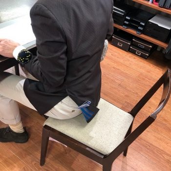 京都店のベテランスタッフが選んだブラウンのジャケット。