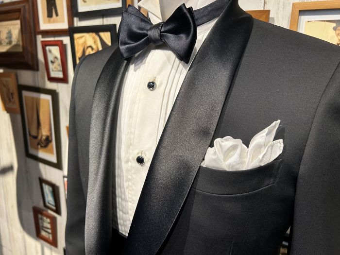 ブライダルスーツもオーダーで