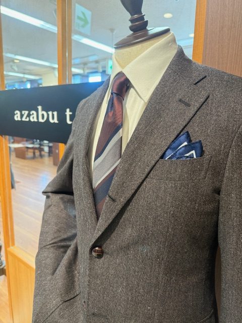 CARLO BARBERAの生地で仕立てる秋冬スタイル