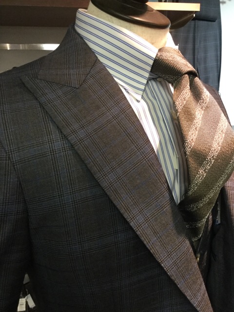 麻布テーラー　春秋冬用スーツ　DORMEUIL -ドーメル- AMADEUS