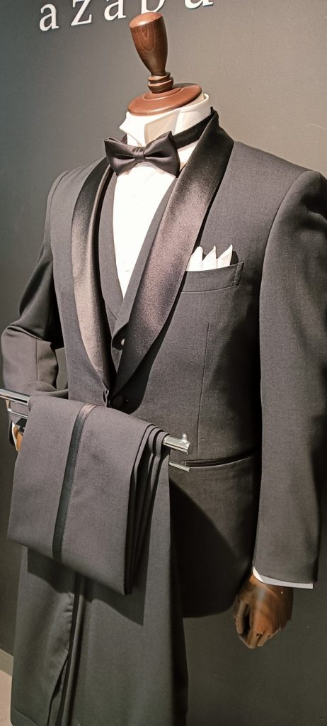 新郎の装いお任せください