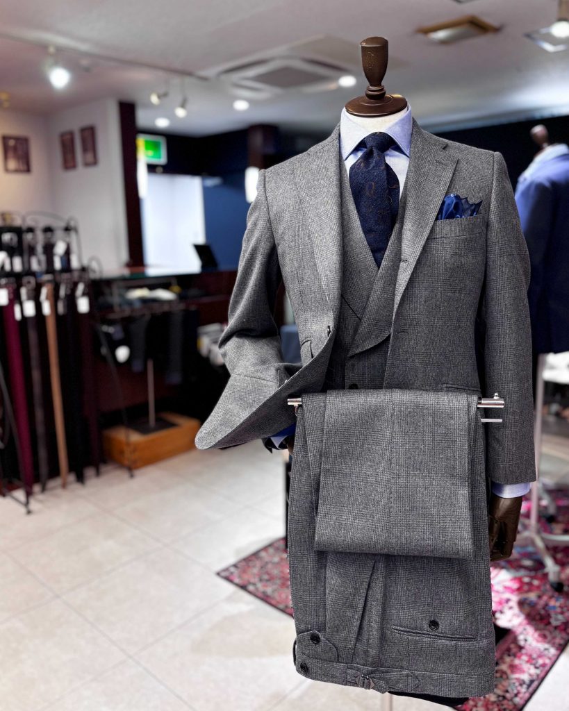 フランネルスーツで格好良く