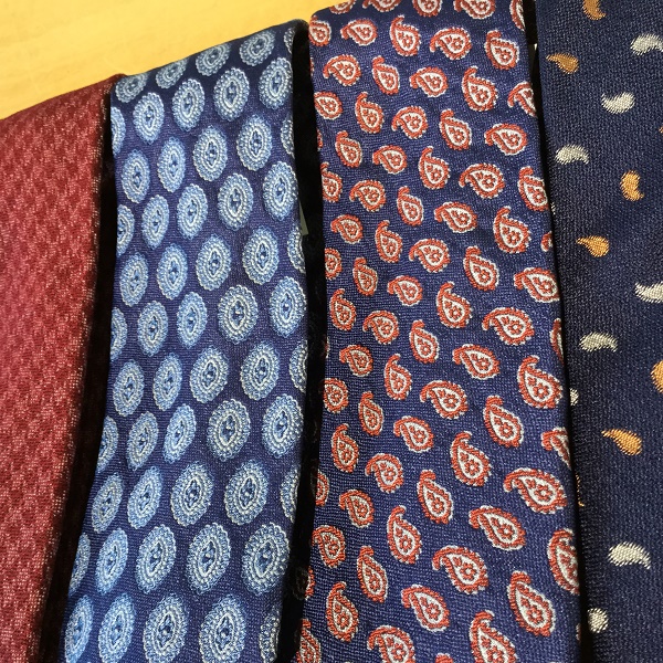 新入荷！！ネクタイのトレンド教えます！！！　＆B名古屋