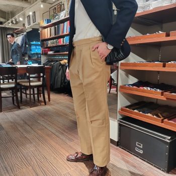 休日着にも使えるパンツ