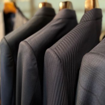 成人式にオーダースーツはいかがですか?