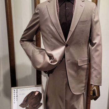 TRANS SEASONAL SUIT 新作ストレッチ生地