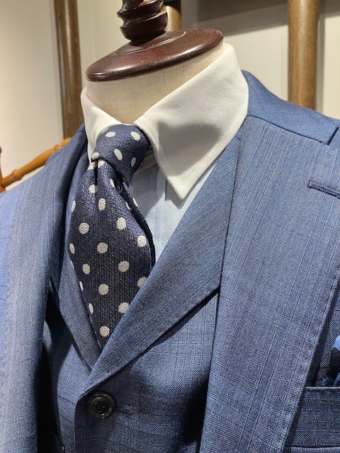 伊リネン×シルクネクタイ
