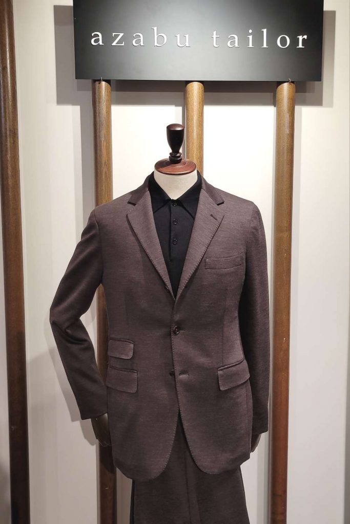 伸縮性抜群！Ermenegildo Zegna ジャージースーツ