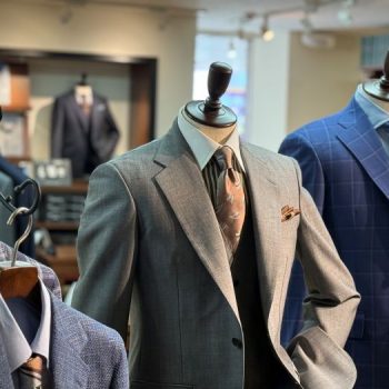 【仕立ててみた】夏のエレガントスーツの最適解‼シャリ感抜群モヘアスーツ