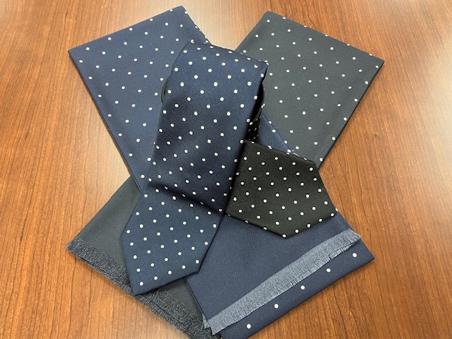 不変の代名詞～azabu tailor × MANTERO ドット柄ネクタイ＆ストール～