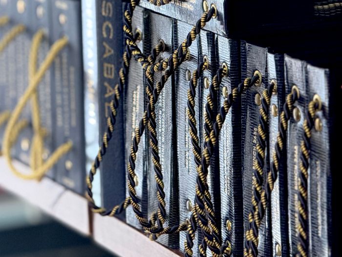 【仕立ててみた】脱ネイビー＆グレーの一手はコレで決まり!?