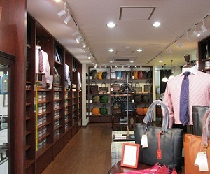 C麻布テーラー表参道店 C 表参道店