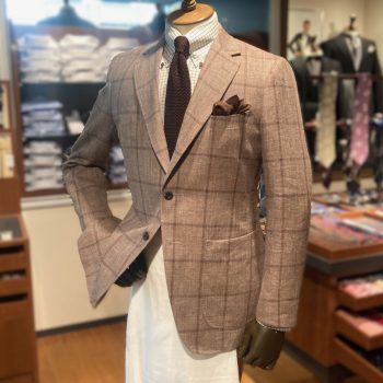 春夏を彩る上質ジャケット~DORAGO ウール×リネンの魅力~